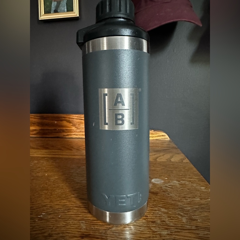 Yeti Stainless Steel Bottle in Silver - Picture 2 of 3